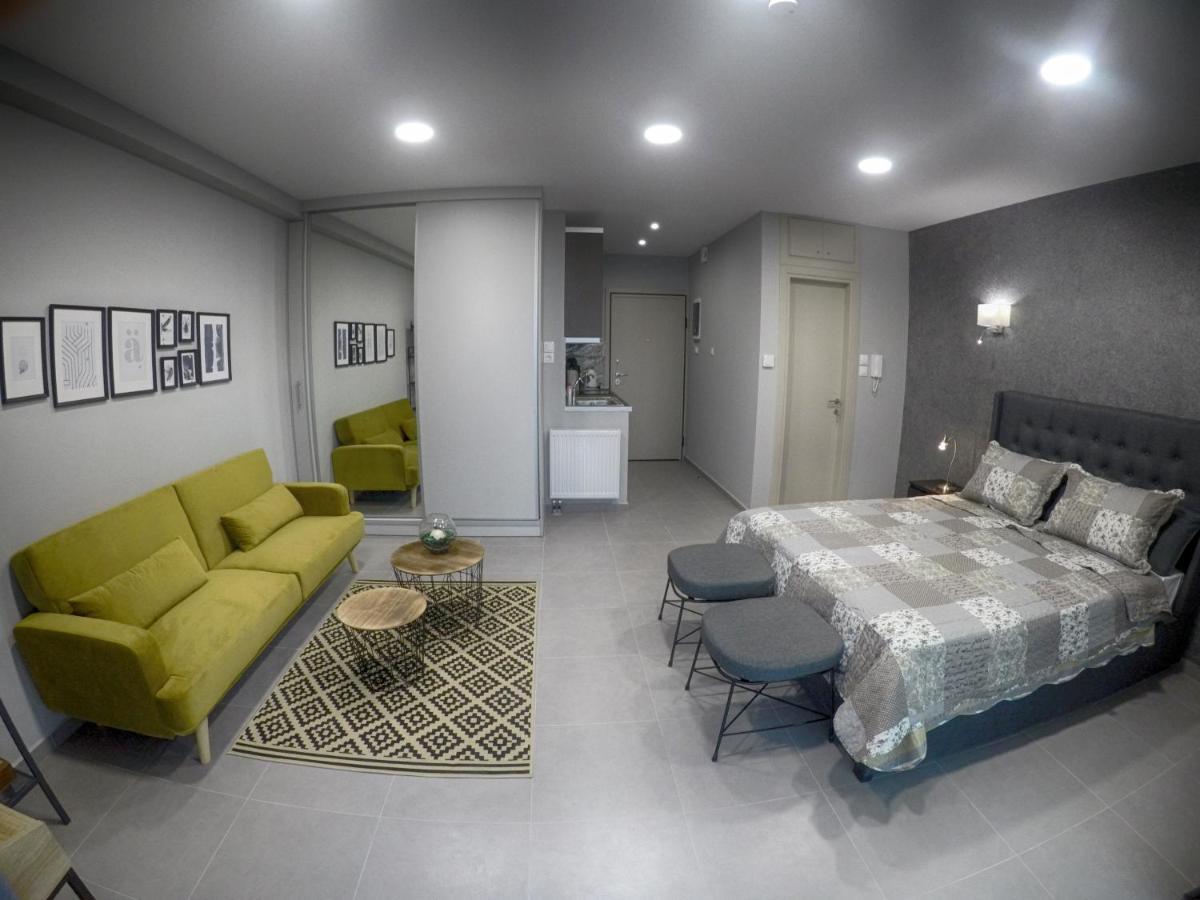 Dreamstudio In The Center Волос